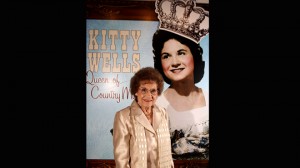 Country music star Kitty Wells dead at 92