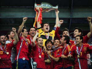 Spain beat Italy in Euro 2012 Final