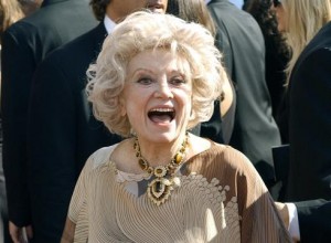 Comedian Phyllis Diller dead at 95